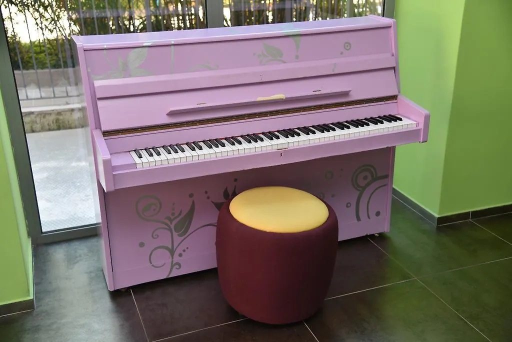 *** Apartmanhotel Sound Suite Hotel Riccione Olaszország